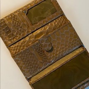 Vintage Danier Leather Alligator Metallic Wallet